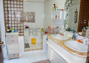 Bagno - Quadrilocale VIA  TONNARA
 
53, Valderice - foto 7