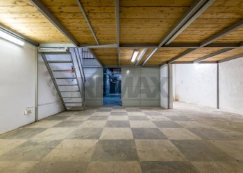 Parcheggio - Box Via Giuseppe Sciuti
 
85 H, Palermo - foto 2