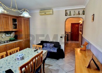 Sala da pranzo - Trilocale Via Gian Battista alfano
 
3, Napoli - foto 14