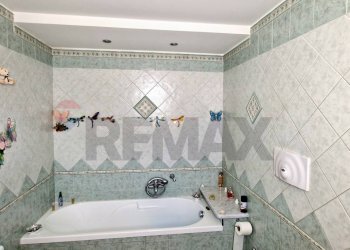 Bagno - Trilocale Via Gian Battista alfano
 
3, Napoli - foto 17