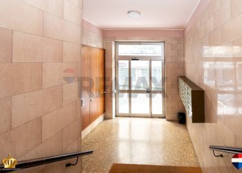 Ricezione / Lobby - Appartamento Via Tortona
 
2, Genova - foto 27