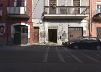 Edificio all\'aperto - Shop Via Fossa Della Creta
 
140, Catania - photo 3
