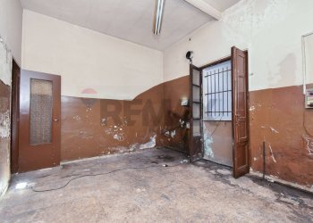 Stanza vuota - Shop Via Fossa Della Creta
 
140, Catania - photo 9