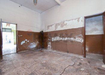 Stanza vuota - Shop Via Fossa Della Creta
 
140, Catania - photo 12