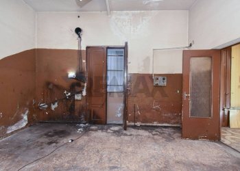 Stanza vuota - Shop Via Fossa Della Creta
 
140, Catania - photo 13