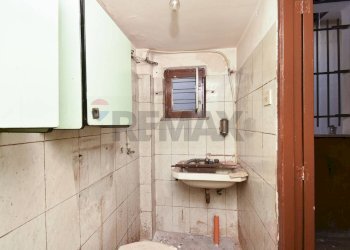 Bagno - Shop Via Fossa Della Creta
 
140, Catania - photo 23