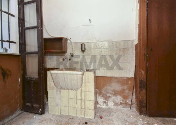 Bagno - Shop Via Fossa Della Creta
 
140, Catania - photo 24