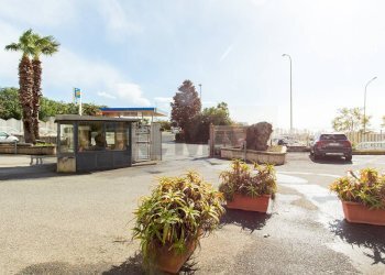 Casa all\'aperto - Quadrilocale VIA SGROPPILLO
 
25, San Gregorio di Catania - foto 5