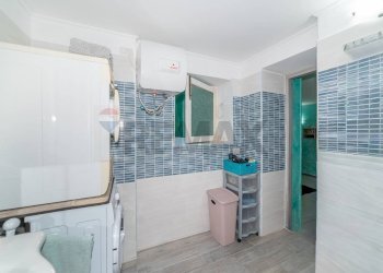 Bagno - Trilocale Via Pavone
 
9, Catania - foto 10