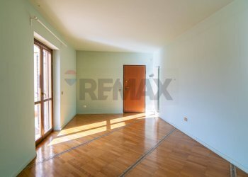 Stanza vuota - Appartamento VIA ETNEA
 
180, Tremestieri Etneo - foto 4