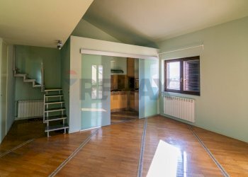 Stanza vuota - Appartamento VIA ETNEA
 
180, Tremestieri Etneo - foto 9