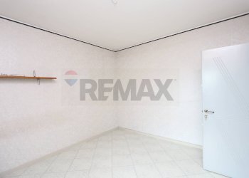 Stanza vuota - Appartamento Viale delle Provincie
 
72, Giarre - foto 10