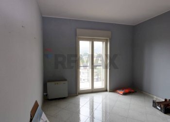 Stanza vuota - Appartamento Viale delle Provincie
 
72, Giarre - foto 14