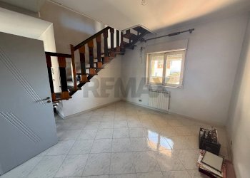 Stanza vuota - Appartamento Viale delle Provincie
 
72, Giarre - foto 19