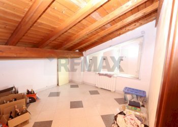 Stanza vuota - Appartamento Viale delle Provincie
 
72, Giarre - foto 30