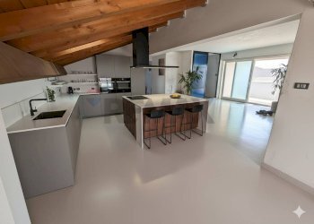 Cucina - Appartamento Viale delle Provincie
 
72, Giarre - foto 37