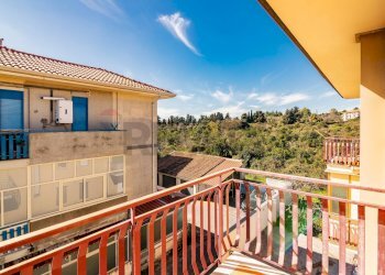 Balcone - Trilocale VIA R. WAGNER
 
25, Mascalucia - foto 17