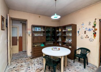 Sala da pranzo - Villa Via Algerazzi
 
26, Milo - foto 32