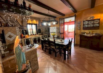 Sala da pranzo - Villa Contrada Danigarci
 
snc, Termini Imerese - foto 43