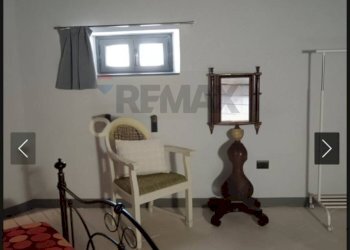 Camera / camera da letto - Bilocale Via San Carlo
 
26, Acireale - foto 8