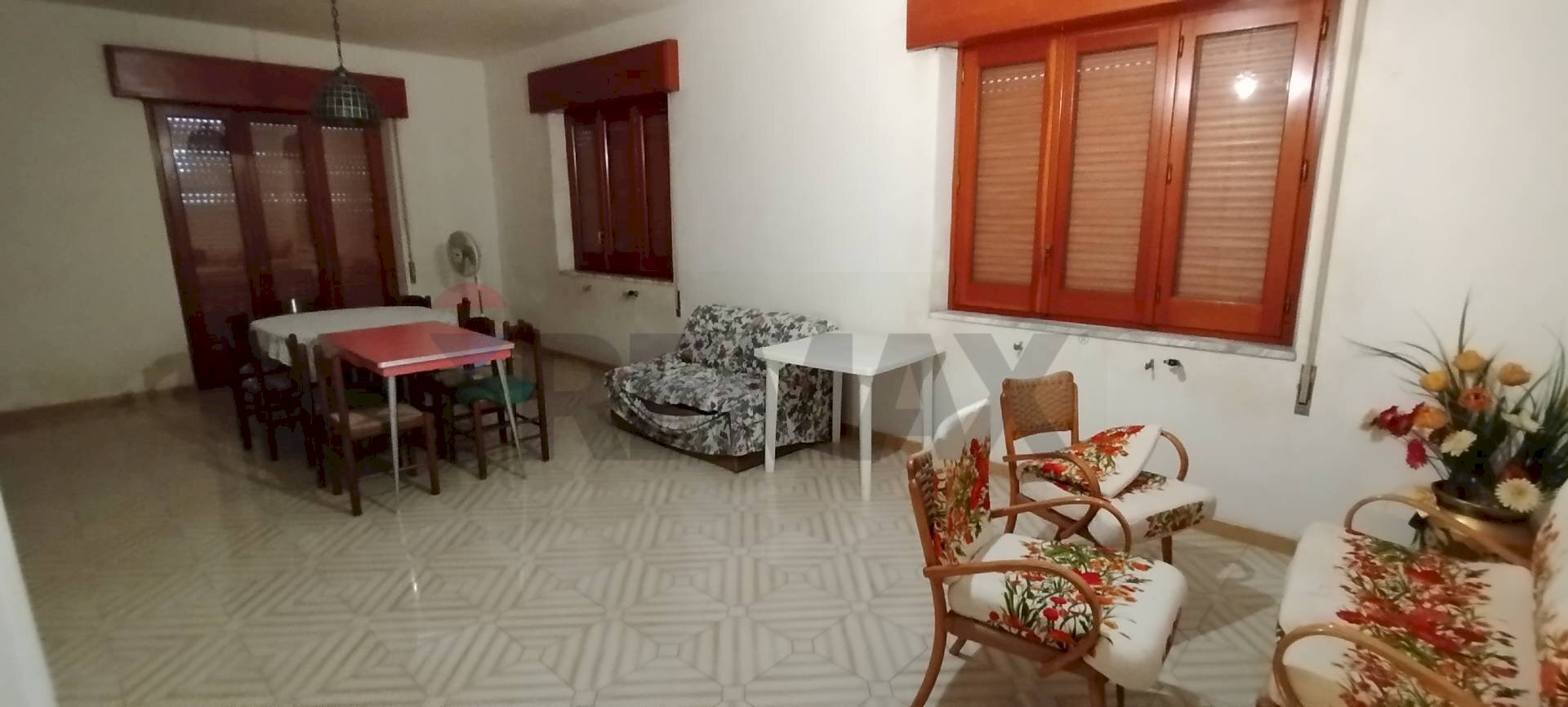 Sala da pranzo - Casa semi indipendente Via Francesco Messina
 
30, Linguaglossa - foto 3