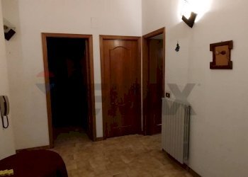 Hall / corridoio - Casa semi indipendente Via Francesco Messina
 
30, Linguaglossa - foto 8