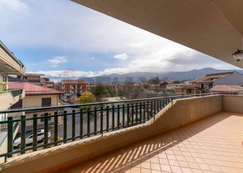 Balcone - Appartamento Via Carlo Levi
 
24, Randazzo - foto 13