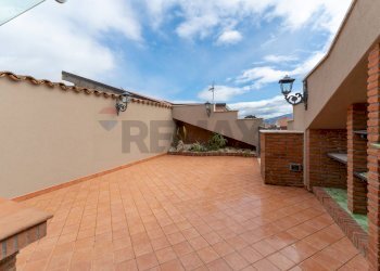 Terrazza - Appartamento Via Carlo Levi
 
24, Randazzo - foto 40