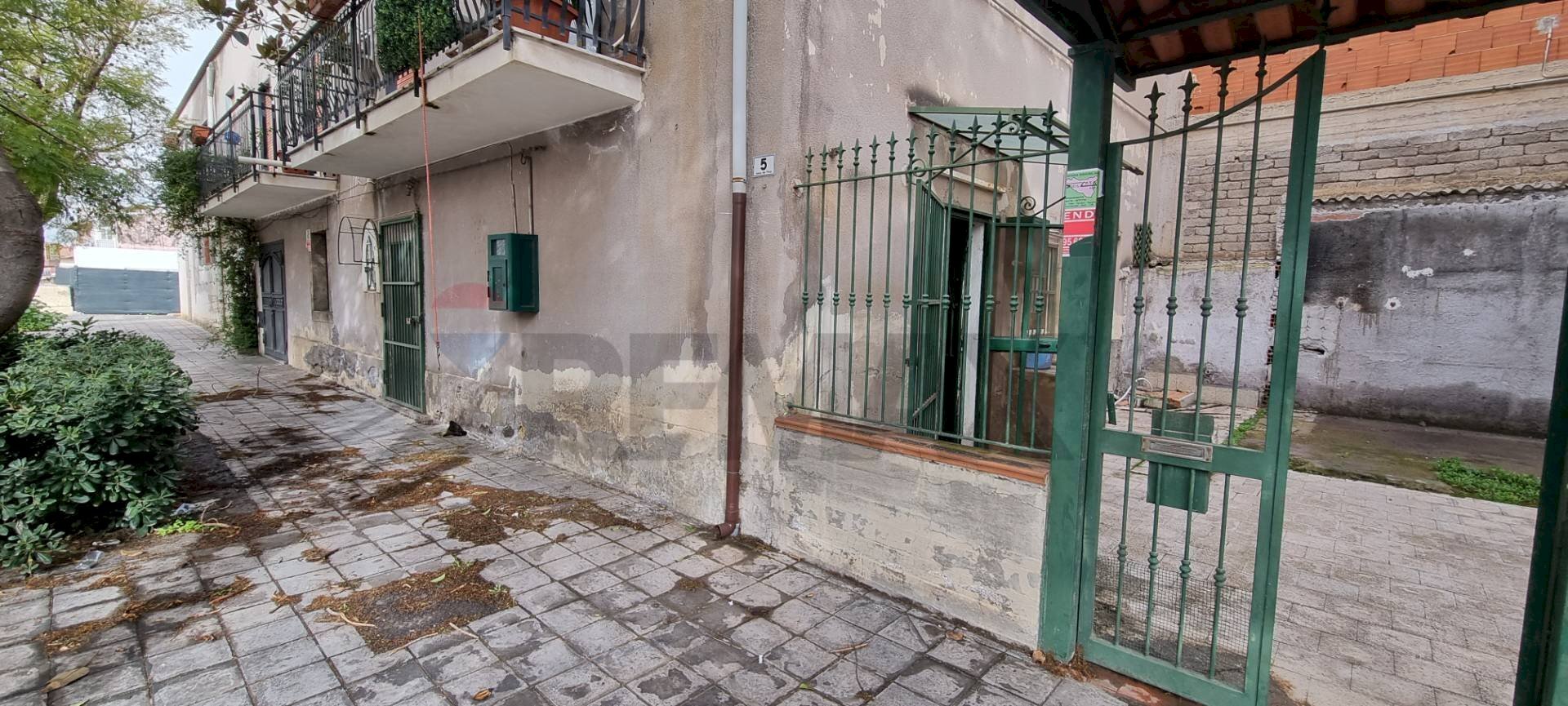 Casa all\'aperto - Casa indipendente Piazza del Ficus
 
5, Paterno - foto 1