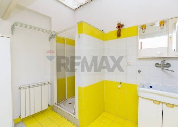 Bagno - Trilocale via IV Novembre
 
53, Camporotondo Etneo - foto 9