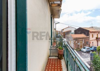 Balcone - Trilocale via IV Novembre
 
53, Camporotondo Etneo - foto 10