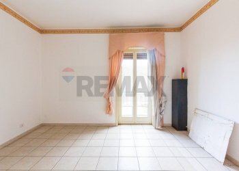 Stanza vuota - Trilocale via IV Novembre
 
53, Camporotondo Etneo - foto 16