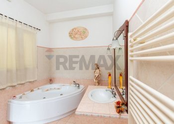 Bagno - Trilocale via IV Novembre
 
53, Camporotondo Etneo - foto 23