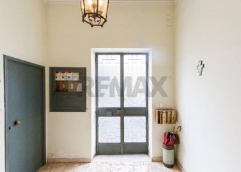 Stanza vuota - Trilocale via IV Novembre
 
53, Camporotondo Etneo - foto 28