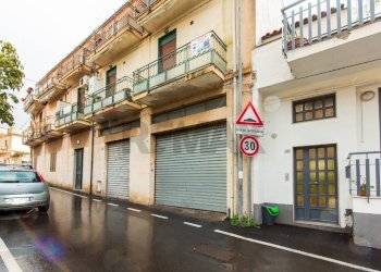 Edificio all\'aperto - Trilocale via IV Novembre
 
53, Camporotondo Etneo - foto 31