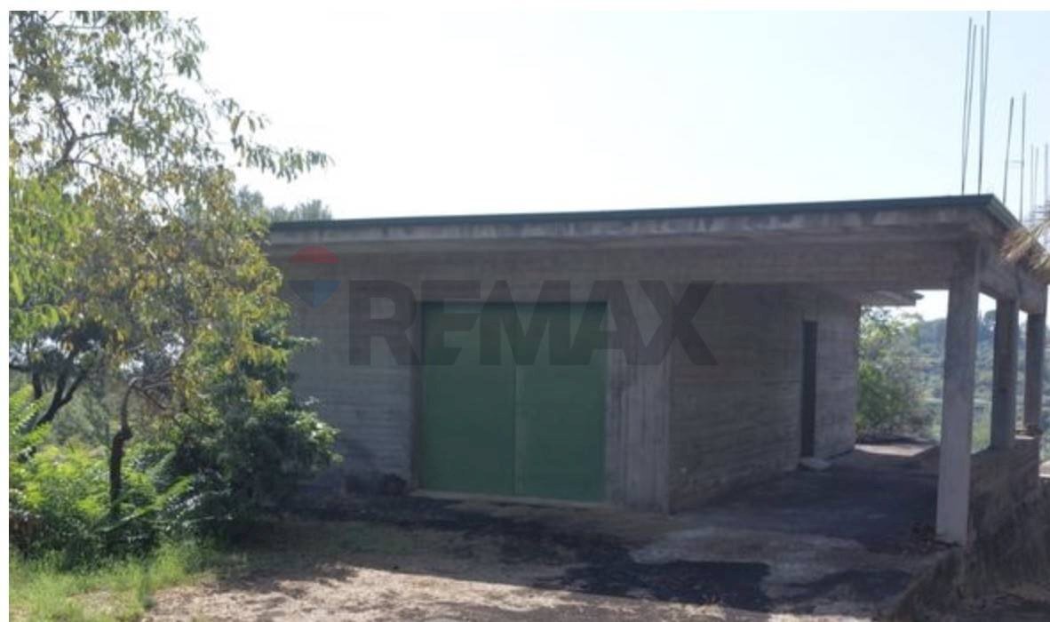 Casa all\'aperto - Casa indipendente Via Sciarelle
 
snc, Piedimonte Etneo - foto 1