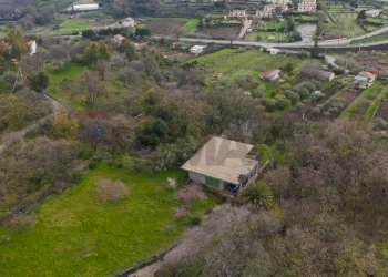 Posizione della mappa - Casa indipendente Via Sciarelle
 
snc, Piedimonte Etneo - foto 2