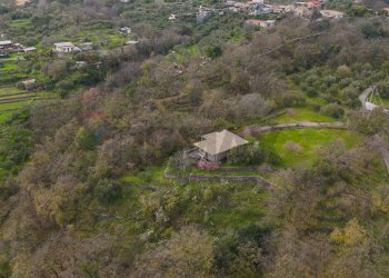 Vista delle montagne - Casa indipendente Via Sciarelle
 
snc, Piedimonte Etneo - foto 7