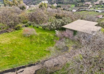 Casa all\'aperto - Casa indipendente Via Sciarelle
 
snc, Piedimonte Etneo - foto 11