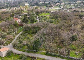 Vista delle montagne - Casa indipendente Via Sciarelle
 
snc, Piedimonte Etneo - foto 17