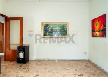 Stanza vuota - Appartamento Largo Rosolino Pilo
 
39, Catania - foto 7