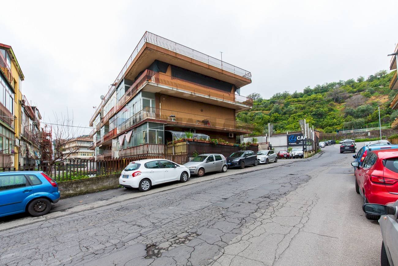 Edificio all\'aperto - Three-room apartment via Petralia
 
74 b, Aci Catena - photo 2