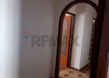 Hall / corridoio - Trilocale via Petralia
 
74 b, Aci Catena - foto 2