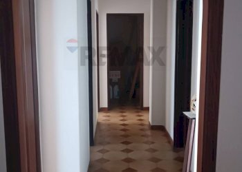 Hall / corridoio - Trilocale via Petralia
 
74 b, Aci Catena - foto 3