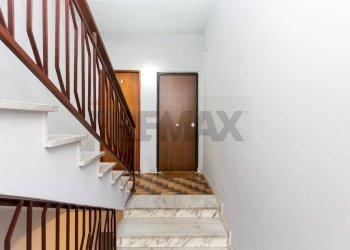 Scale - Trilocale via Petralia
 
74 b, Aci Catena - foto 8