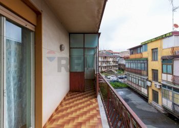 Balcone - Trilocale via Petralia
 
74 b, Aci Catena - foto 16