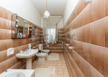Bagno - Trilocale via Petralia
 
74 b, Aci Catena - foto 19