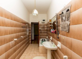 Bagno - Trilocale via Petralia
 
74 b, Aci Catena - foto 20