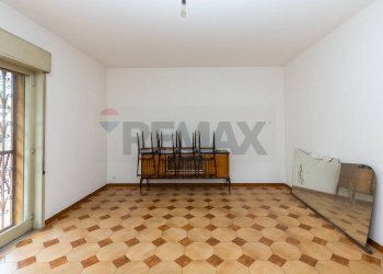 Stanza vuota - Trilocale via Petralia
 
74 b, Aci Catena - foto 22