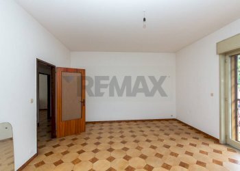 Stanza vuota - Trilocale via Petralia
 
74 b, Aci Catena - foto 23